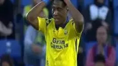 广厦主场连胜，104-99逆转北控